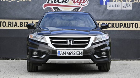 Honda Crosstour 2013  випуску Житомир з двигуном 2.4 л бензин позашляховик автомат за 15200 долл. 