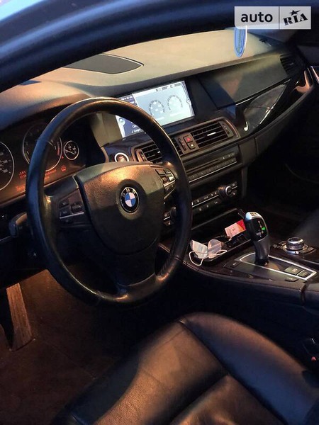 BMW 535 2010  випуску Запоріжжя з двигуном 3 л бензин седан автомат за 10600 долл. 