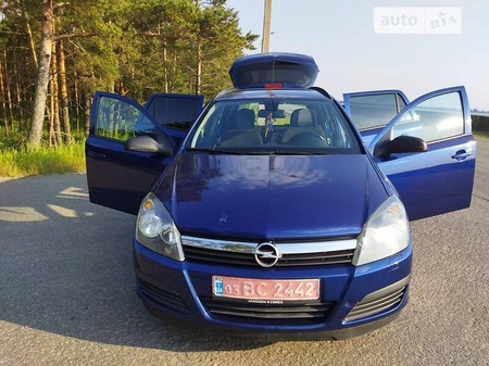 Opel Astra 2005  випуску Чернігів з двигуном 1.6 л бензин універсал механіка за 4600 долл. 