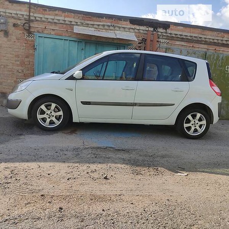 Renault Scenic 2003  випуску Вінниця з двигуном 2 л  мінівен механіка за 5150 долл. 