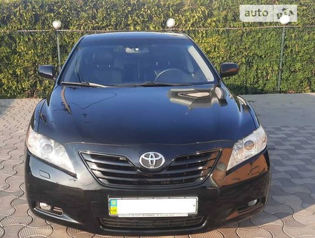 Toyota Camry 2000  випуску Чернівці з двигуном 2.4 л  седан  за 10200 долл. 