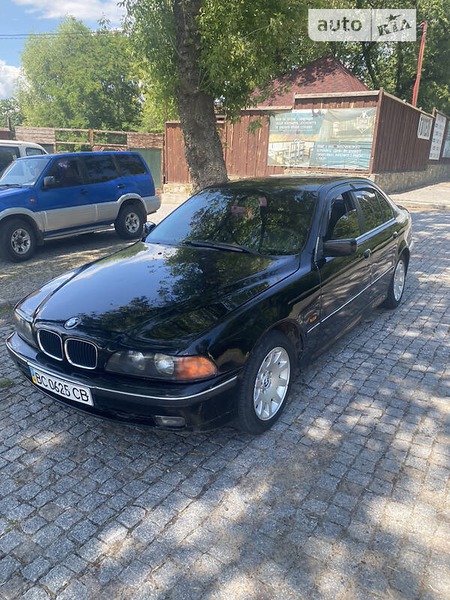 BMW 520 1997  випуску Львів з двигуном 2 л  седан механіка за 2950 долл. 