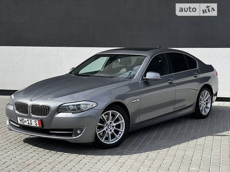 BMW 520 2010  випуску Тернопіль з двигуном 2 л дизель седан автомат за 14800 долл. 