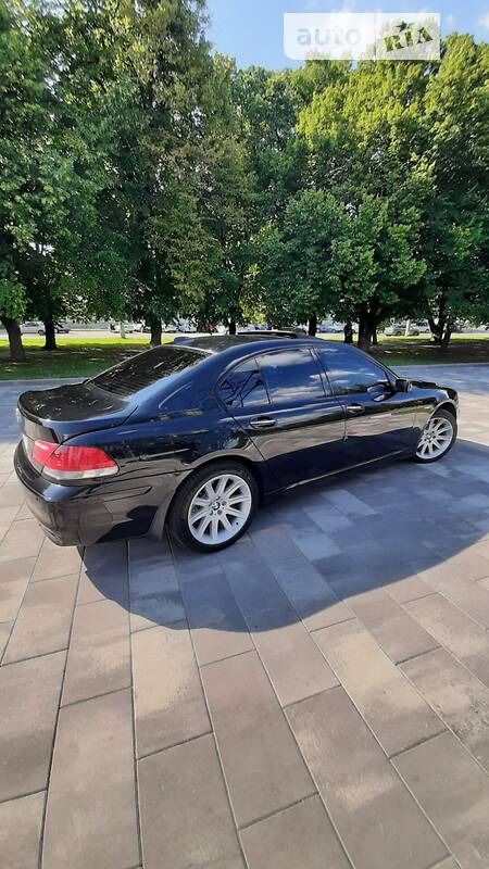 BMW 750 2005  випуску Київ з двигуном 4.8 л бензин седан автомат за 9999 долл. 