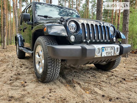 Jeep Wrangler 2015  випуску Івано-Франківськ з двигуном 3.6 л бензин позашляховик автомат за 31800 долл. 
