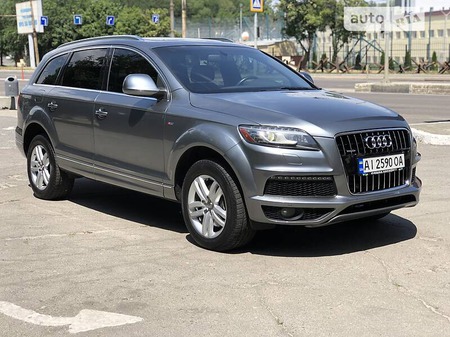 Audi Q7 2015  випуску Дніпро з двигуном 3 л бензин позашляховик автомат за 21500 долл. 