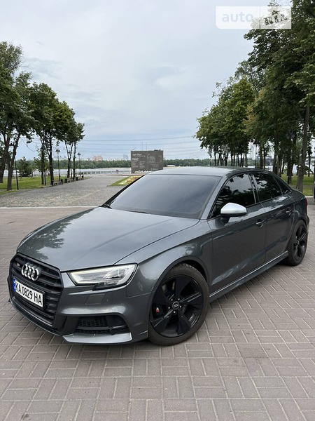 Audi S3 2017  випуску Київ з двигуном 2 л бензин седан  за 35000 долл. 
