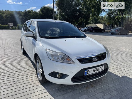 Ford Focus 2010  випуску Дніпро з двигуном 2 л дизель універсал механіка за 6449 долл. 