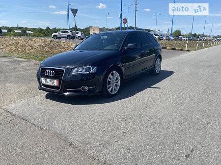 Audi A3 Sportback 2012  випуску Ужгород з двигуном 2 л дизель хэтчбек механіка за 10100 долл. 