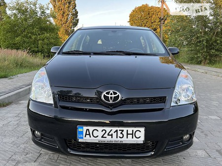 Toyota Corolla 2007  випуску Луцьк з двигуном 2.2 л дизель універсал механіка за 6999 долл. 