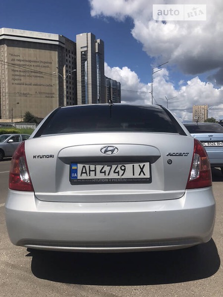 Hyundai Accent 2007  випуску Київ з двигуном 1.4 л бензин седан механіка за 4000 долл. 