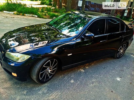 BMW 328 2011  випуску Київ з двигуном 3 л бензин седан автомат за 9800 долл. 