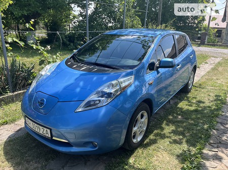 Nissan Leaf 2013  випуску Тернопіль з двигуном 0 л електро універсал автомат за 12500 долл. 