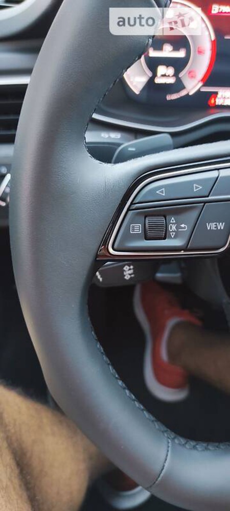 Audi A4 Limousine 2021  випуску Дніпро з двигуном 2 л гібрид седан автомат за 40800 долл. 