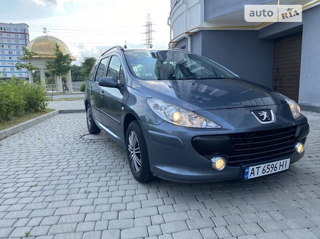 Peugeot 307 2006  випуску Івано-Франківськ з двигуном 1.6 л дизель універсал механіка за 3999 долл. 