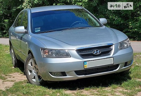 Hyundai Sonata 2007  випуску Хмельницький з двигуном 2 л бензин седан механіка за 5000 долл. 