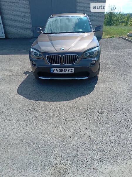 BMW X1 2011  випуску Черкаси з двигуном 2 л дизель універсал автомат за 12950 долл. 