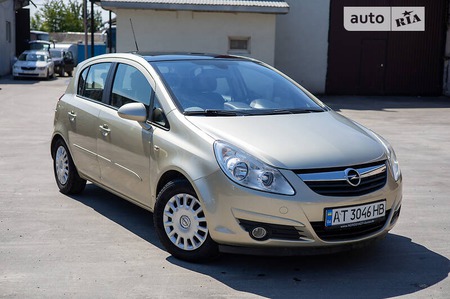 Opel Corsa 2007  випуску Івано-Франківськ з двигуном 1.4 л бензин хэтчбек автомат за 5500 долл. 