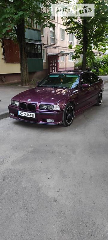 BMW 320 1993  випуску Харків з двигуном 2 л бензин купе механіка за 4300 долл. 