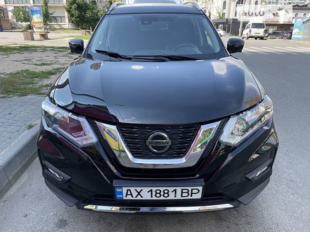 Nissan Rogue 2019  випуску Харків з двигуном 2.5 л бензин позашляховик автомат за 20800 долл. 