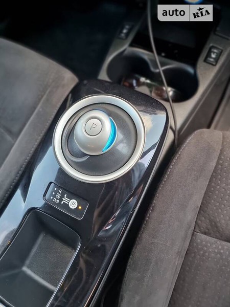 Nissan Leaf 2016  випуску Рівне з двигуном 0 л електро хэтчбек автомат за 14700 долл. 