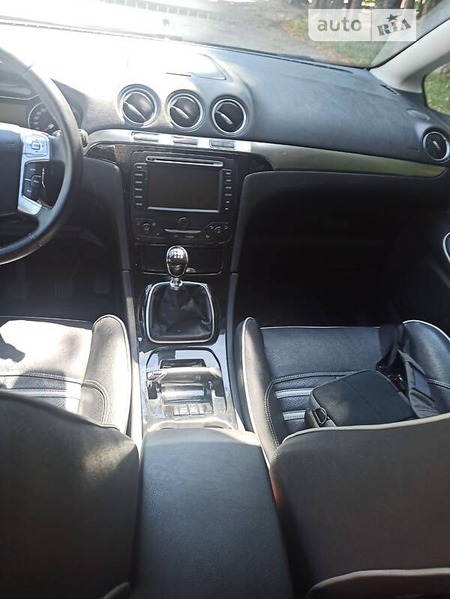 Ford S-Max 2014  випуску Львів з двигуном 1.6 л дизель мінівен механіка за 10900 долл. 