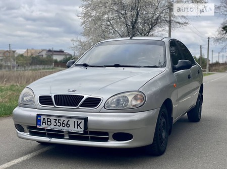 Daewoo Lanos 2008  випуску Вінниця з двигуном 1.4 л бензин седан механіка за 2750 долл. 