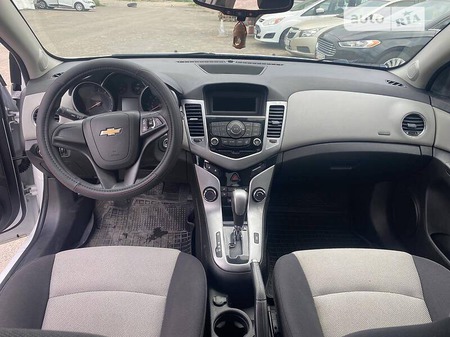 Chevrolet Cruze 2012  випуску Одеса з двигуном 1.8 л  седан автомат за 5200 долл. 