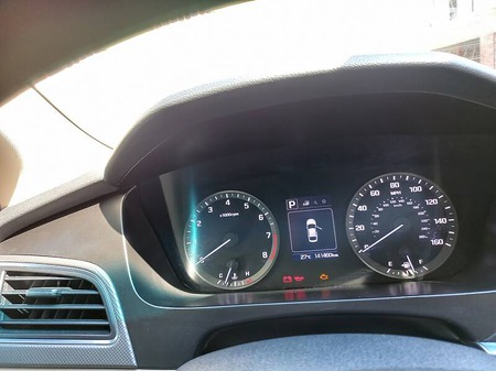 Hyundai Sonata 2016  випуску Одеса з двигуном 2.4 л бензин седан автомат за 9500 долл. 
