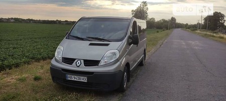 Renault Trafic 2008  випуску Вінниця з двигуном 2 л дизель мінівен механіка за 9800 долл. 