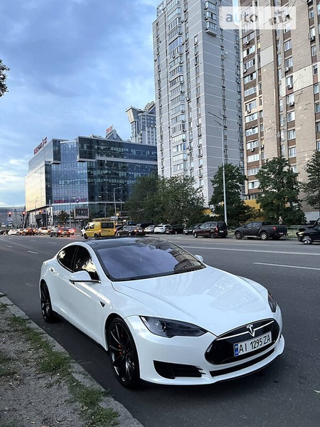 Tesla S 2012  випуску Київ з двигуном 0 л електро седан автомат за 27000 долл. 