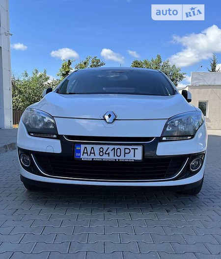 Renault Megane 2012  випуску Київ з двигуном 2 л  хэтчбек автомат за 8000 долл. 