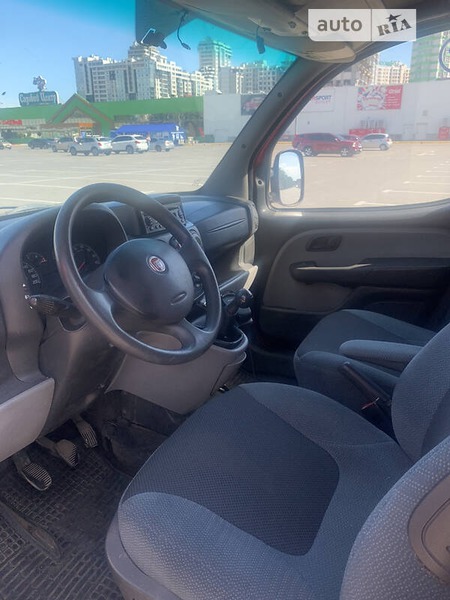 Fiat Doblo 2009  випуску Одеса з двигуном 1.9 л дизель мінівен механіка за 4900 долл. 