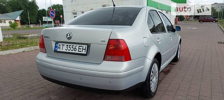 Volkswagen Bora 2000  випуску Івано-Франківськ з двигуном 1.6 л бензин седан механіка за 3450 долл. 
