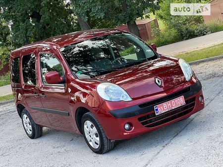 Renault Kangoo 2009  випуску Київ з двигуном 1.6 л  мінівен механіка за 7500 долл. 