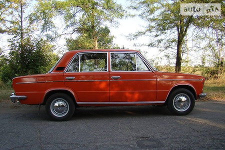 Lada 2103 1977  випуску Київ з двигуном 1.5 л бензин седан механіка за 9000 долл. 