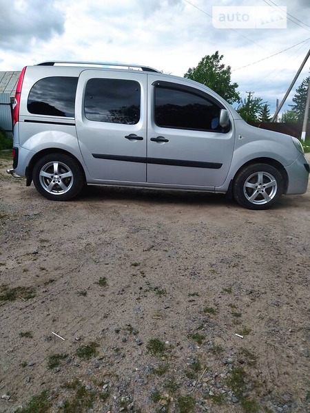 Renault Kangoo 2012  випуску Житомир з двигуном 1.6 л дизель мінівен механіка за 7000 долл. 