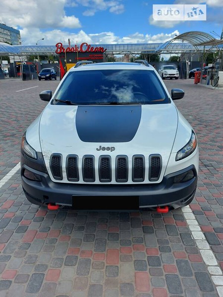 Jeep Cherokee 2014  випуску Дніпро з двигуном 3.2 л бензин позашляховик автомат за 18000 долл. 