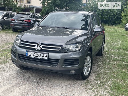 Volkswagen Touareg 2012  випуску Київ з двигуном 3 л дизель універсал автомат за 20500 долл. 