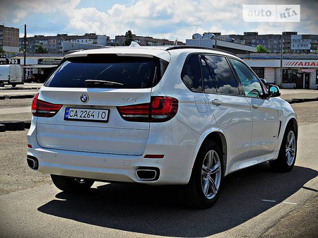 BMW X5 2013  випуску Черкаси з двигуном 3 л бензин позашляховик автомат за 26900 долл. 