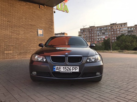BMW 318 2005  випуску Дніпро з двигуном 2 л бензин седан механіка за 6700 долл. 