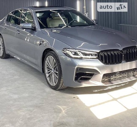 BMW 530 2019  випуску Ужгород з двигуном 2 л бензин седан автомат за 51000 долл. 