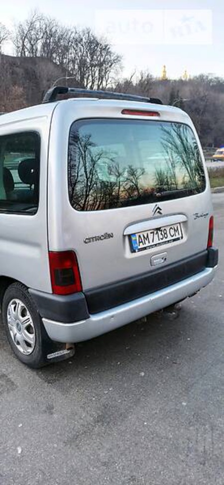 Citroen Berlingo 2004  випуску Житомир з двигуном 1.4 л бензин мінівен механіка за 5088 долл. 