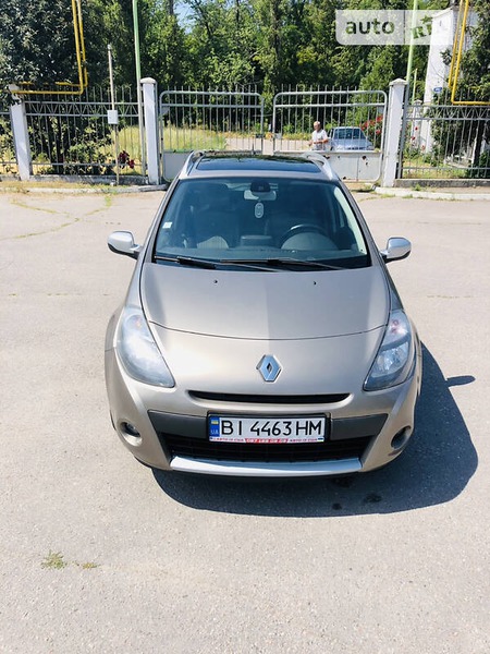 Renault Clio 2011  випуску Полтава з двигуном 1.5 л дизель універсал механіка за 6700 долл. 