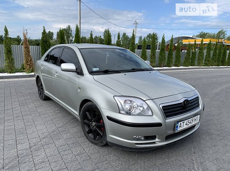 Toyota Avensis 2004  випуску Івано-Франківськ з двигуном 2 л дизель седан механіка за 5400 долл. 