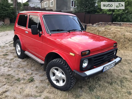 Lada 2121 1978  випуску Луцьк з двигуном 1.6 л бензин позашляховик механіка за 2450 долл. 