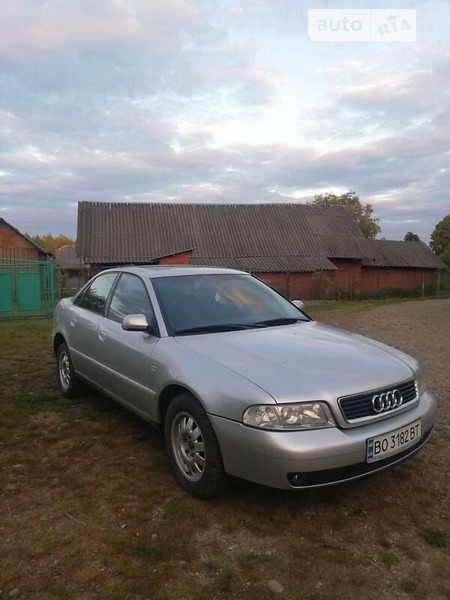 Audi A4 Limousine 2000  випуску Івано-Франківськ з двигуном 1.9 л дизель седан автомат за 4750 долл. 