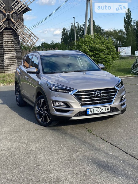 Hyundai Tucson 2018  випуску Київ з двигуном 2 л дизель позашляховик автомат за 29950 долл. 