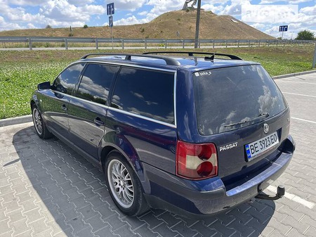Volkswagen Passat 2001  випуску Миколаїв з двигуном 1.9 л дизель універсал механіка за 4500 долл. 