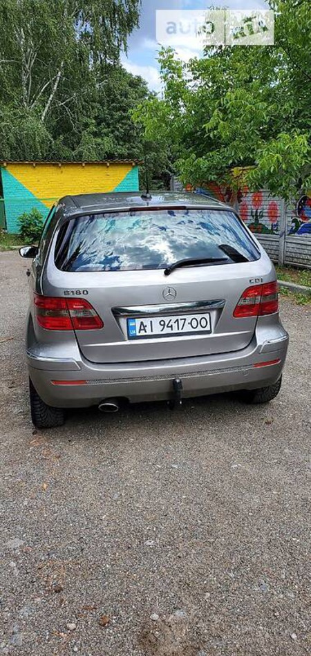 Mercedes-Benz B 180 2007  випуску Київ з двигуном 2 л дизель хэтчбек автомат за 6800 долл. 